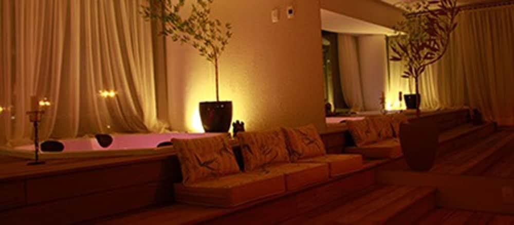 Majestic Palace Hotel Florianópolis Zewnętrze zdjęcie A massage parlor in Taiwan