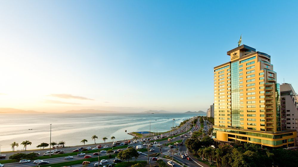Majestic Palace Hotel Florianópolis Zewnętrze zdjęcie The hotel in 2012